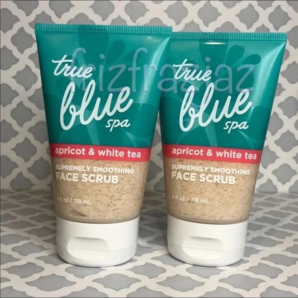Bath & Body Works True Blue Spa Face Scrub (x2)